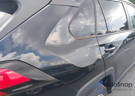 2019 Toyota Rav4 Xle Premium z USA, uszkodzony, nr VIN 2T3A1RFV0KW067639